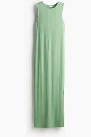 H&M MAMA Vestido acanalado