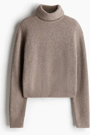 H&M Suéter cuello alto en tejido acanalado