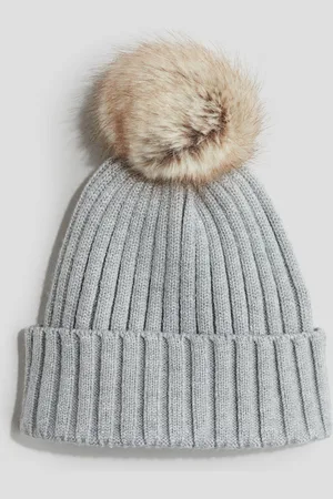 H&M Gorro acanalado con pompón
