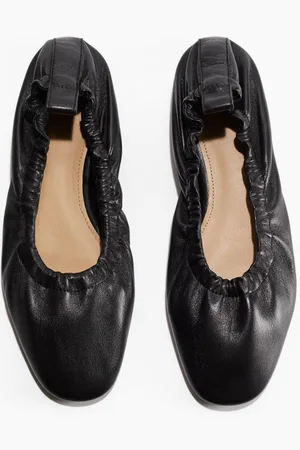 H&M Bailarinas de piel