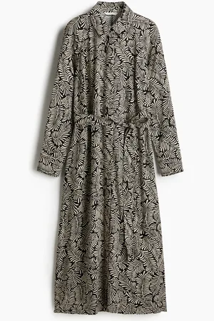 H&M Vestido camisa con cinturón en viscosa