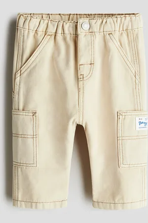 H&M Jeans con bolsillos sobrepuestos