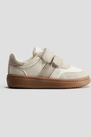 H&M Tenis de piel