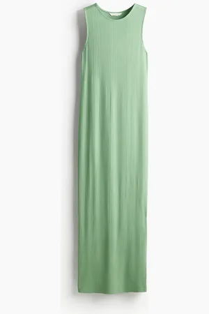 H&M MAMA Vestido acanalado