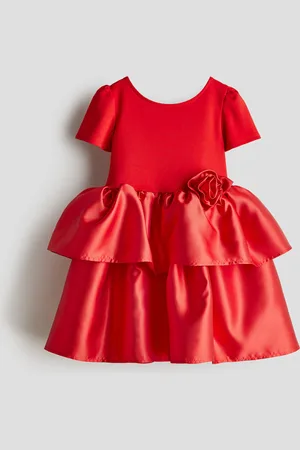 H&M Vestido con vuelo