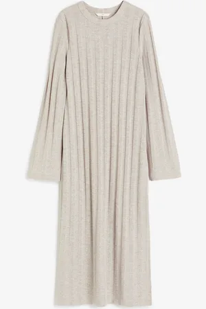 H&M Vestido en tejido acanalado