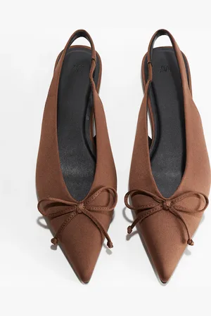 H&M Zapatos con moño