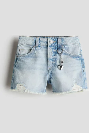 H&M Shorts de denim con dijes