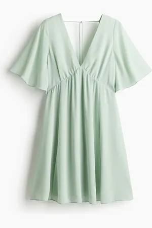 H&M Vestido de chifón con escote en V