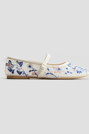 H&M Bailarinas de malla con diseño bordado