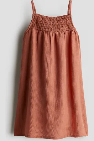 H&M Vestido de tirantes con punto smock
