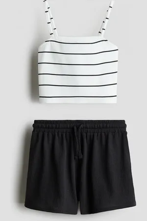 H&M Conjunto de 2 piezas con top y shorts