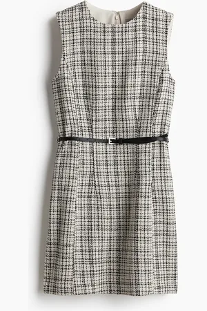 H&M Vestido de bouclé con cinturón