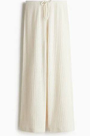 H&M Pantalón en tejido texturizado