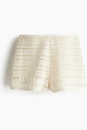 H&M Shorts mini con apariencia de crochet