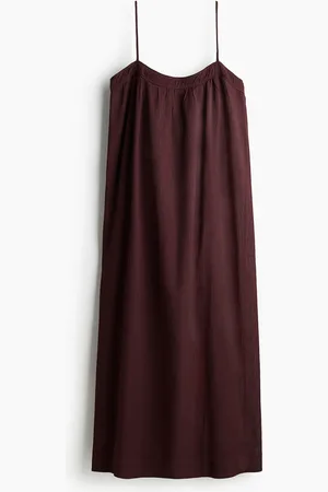 H&M Vestido corrugado con tirantes