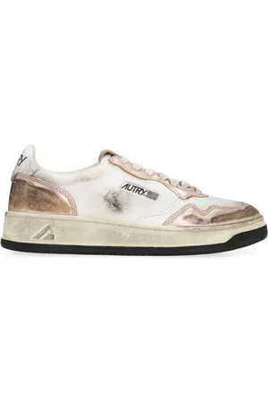 Autry Super Vintage Medalist Low Sneakers In White And Gold Leather