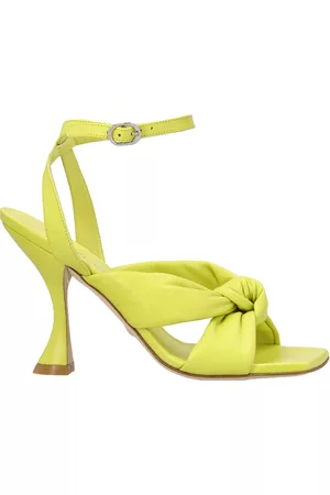 Stuart Weitzman Playa Sandals