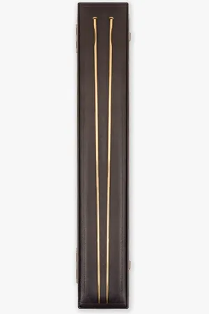 LARUSMIANI Knitting Needles In Gold Accessory