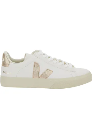 Veja Campo Low Top Sneakers With Metallic Logo In Leather Woman