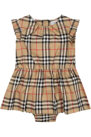 Burberry vestidos deals 50 años