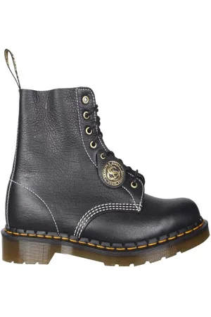 Dr. Martens 1460 Pascal Boots