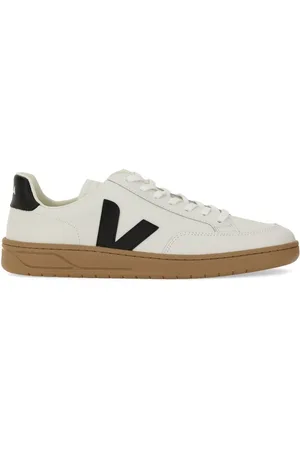 Veja Sneaker v-12
