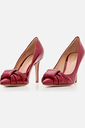 Gianvito Rossi Pointed Toe Heels