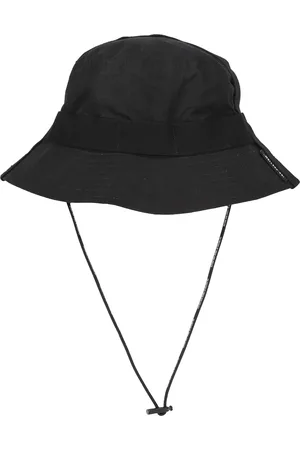 ISO.POETISM Iso. Poetism Bucket Hat