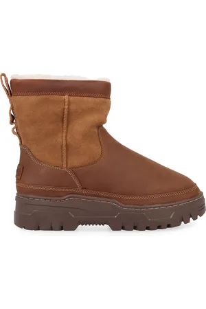 UGG Heritage Pull-on Trailgaze Boots