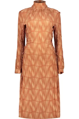 Low Classic Printed Dress