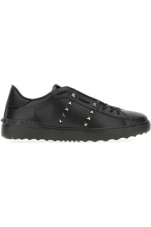 VALENTINO GARAVANI Black Leather Rockstud Sneakers
