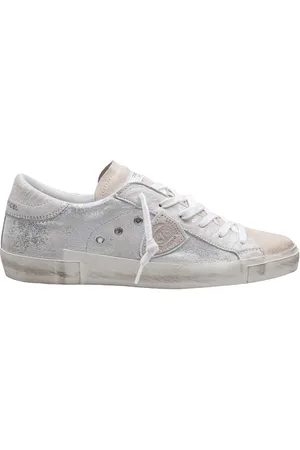Philippe model Sneakers Prsx Low In Laminated Leather Silver