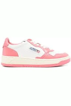 Autry Medalist Low Sneakers In Two-tone Leather