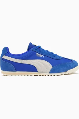 PUMA Arizona Sneakers