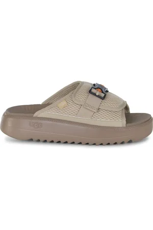 UGG Maxxer 2.0 Slippers Made Of Fabric.