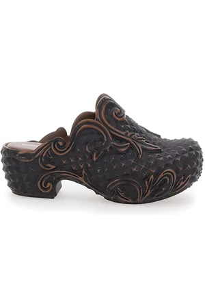 Melissa Court Clog Y Project