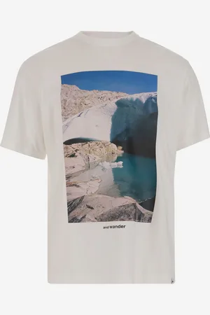 and wander T-shirt With Graphic Print