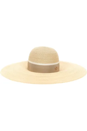 Le Mont St Michel Blanche Hat