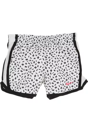 Short Nike para niña