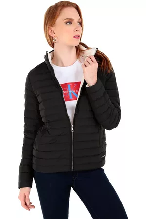Chamarra capitonada Calvin Klein Jeans negra