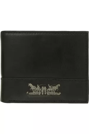 Cartera Levi