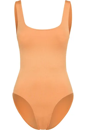 PRISM Body Amorous