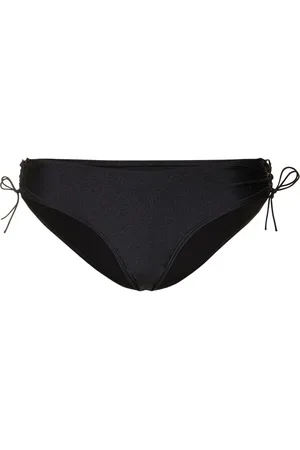 Leslie Amon Braguitas De Bikini
