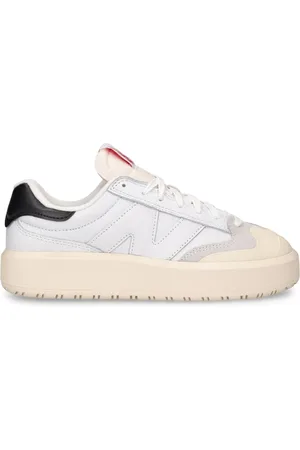New Balance Sneakers 302