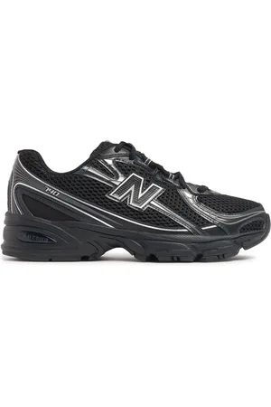 New Balance Sneakers 740
