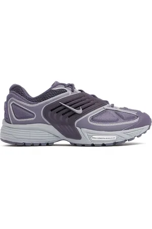 Nike Sneakers Peg