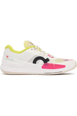 On Running Sneakers The Roger Pro 2