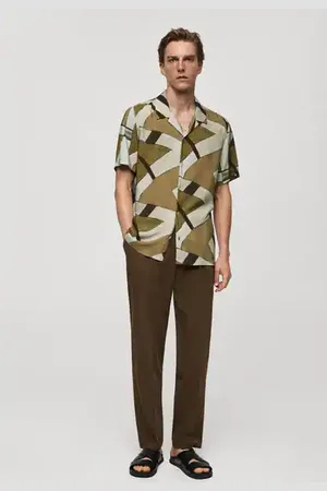 MANGO AN Camisa fluida estampada cuello bowling E
