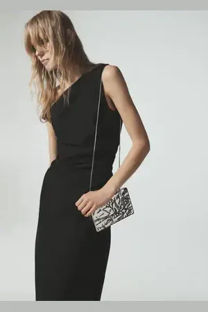 MANGO Bolso clutch textura Unitalla